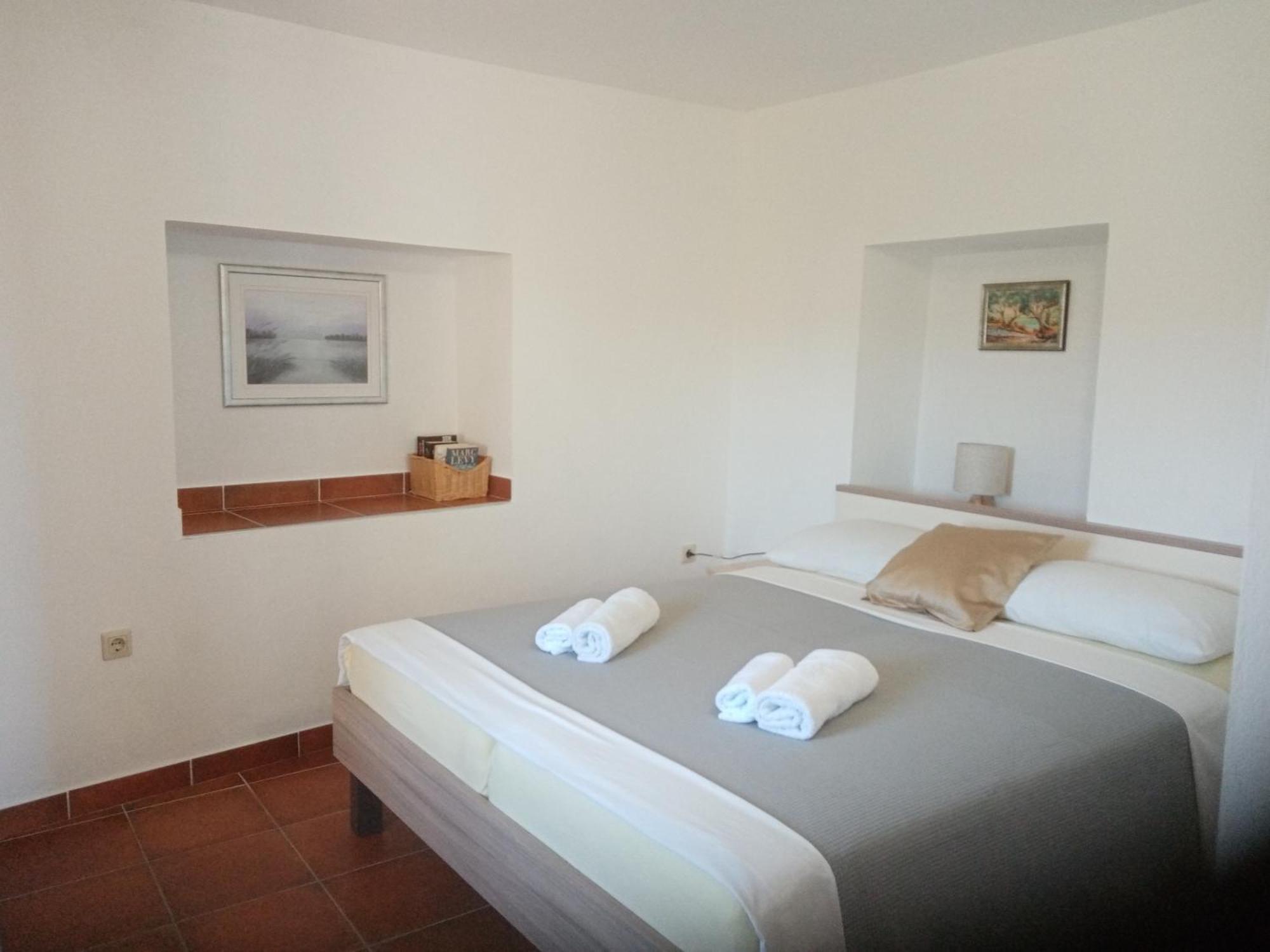 Apartments Marina Lopar Exterior foto